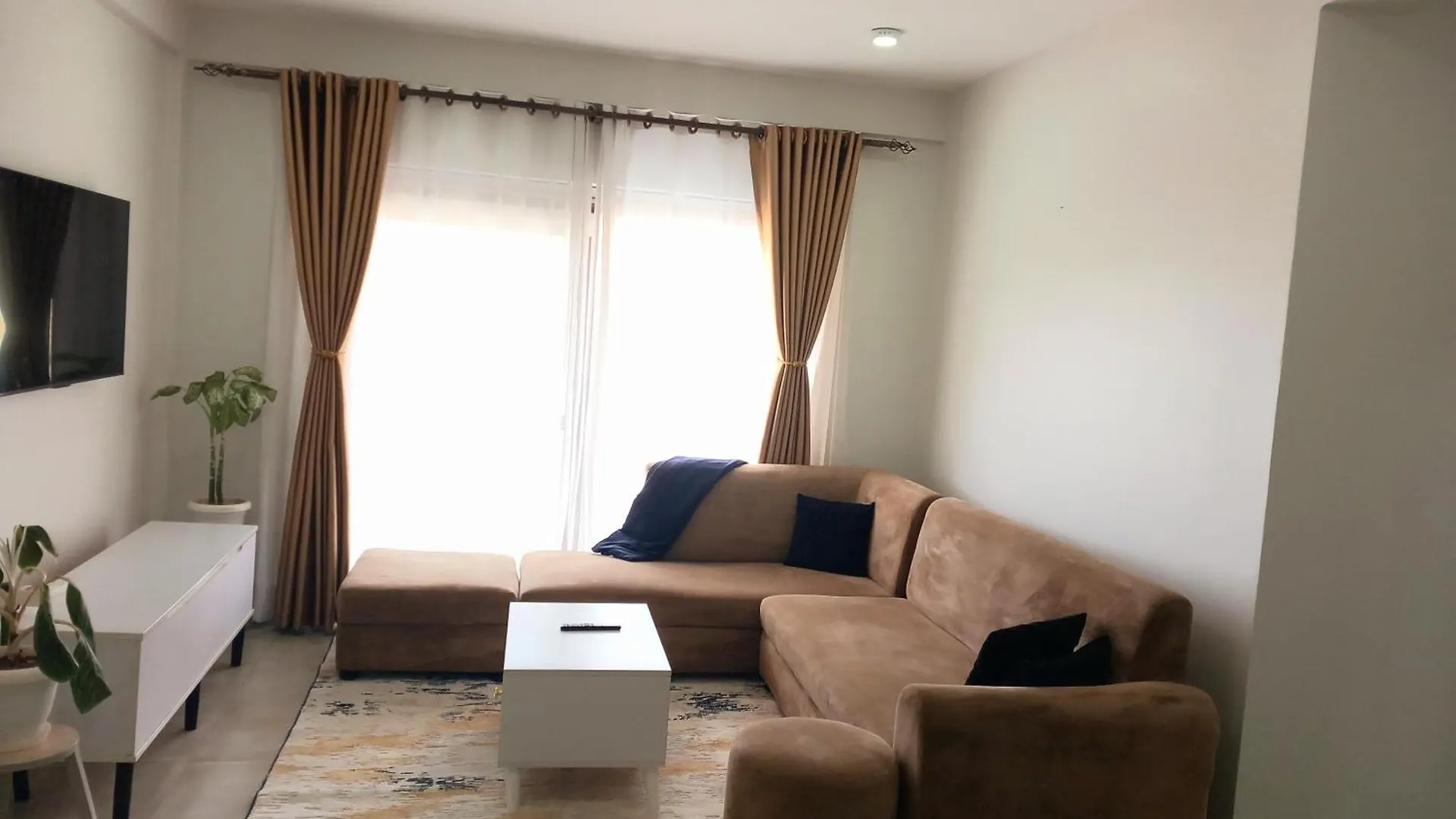 Spacious 3Bedroom Apartment In Muyenga-Bukasa Καμπάλα